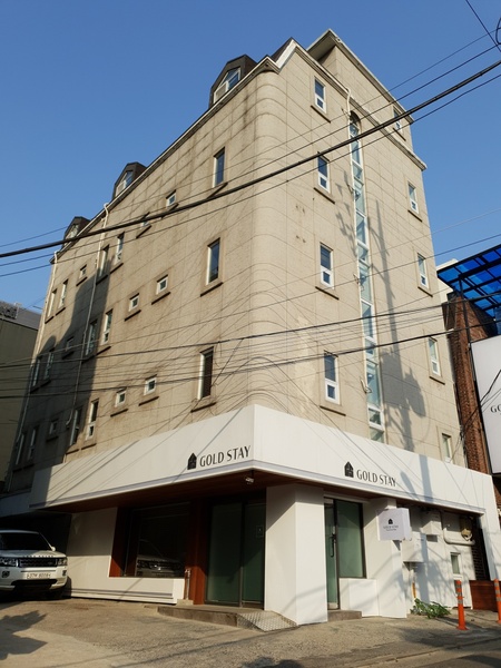 新村館正面.jpg